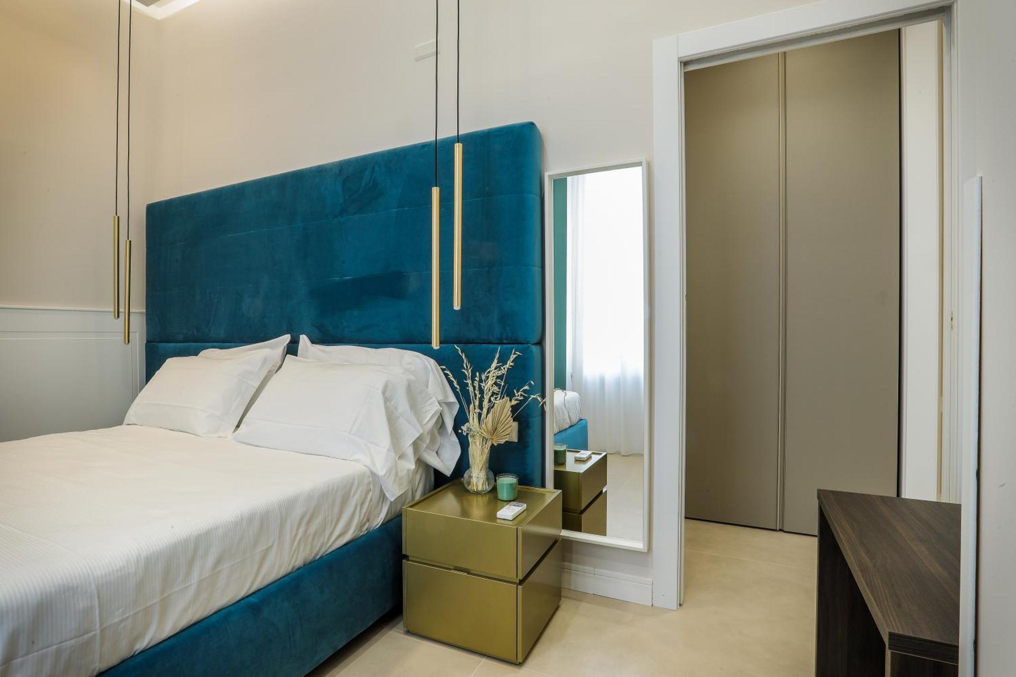 Conte Relais Naples